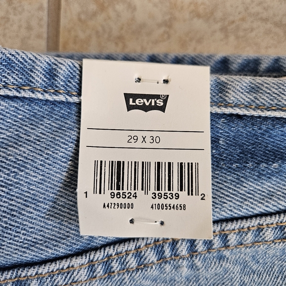 NWT Levi's Jeans - Picture 3 of 11